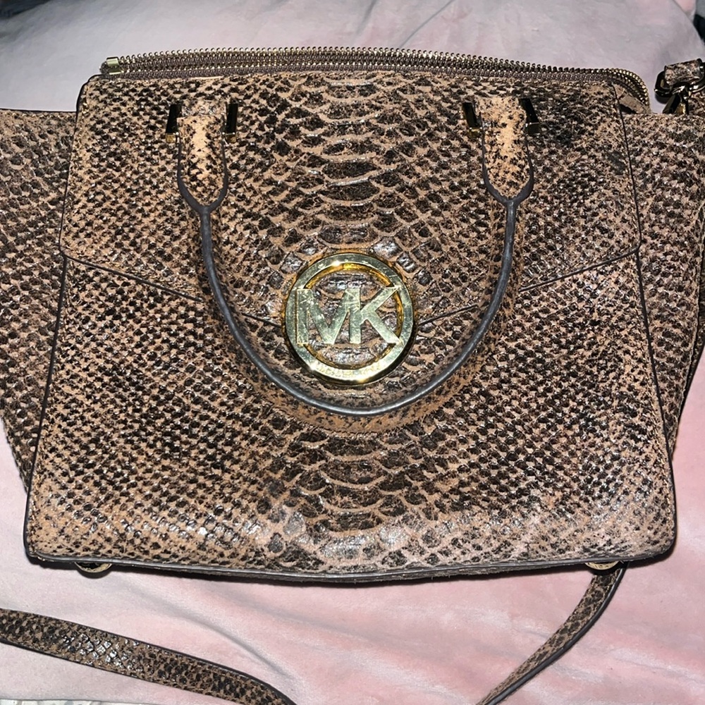 Michael Kors Croc embossed leather bag